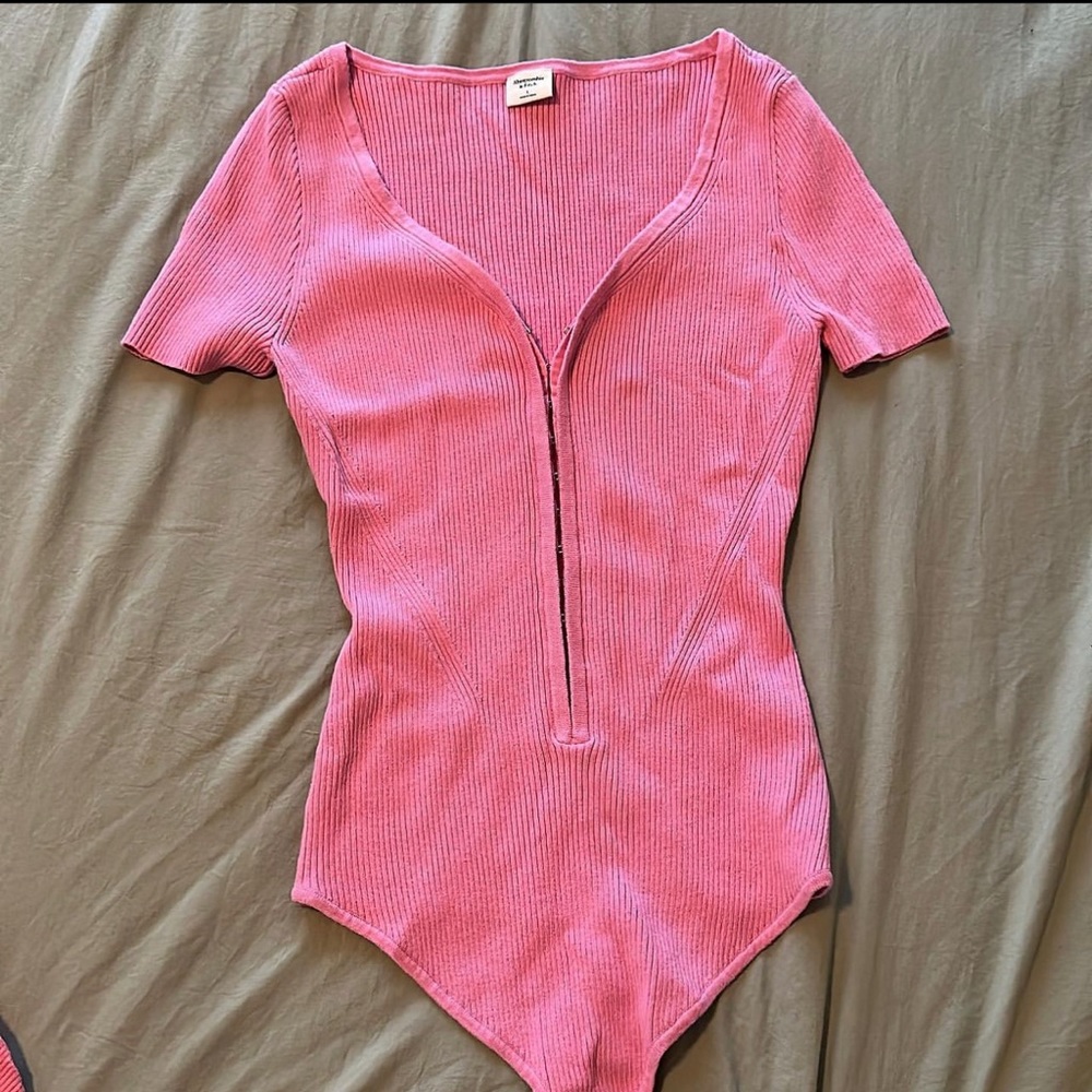 Abercrombie and fitch body suit